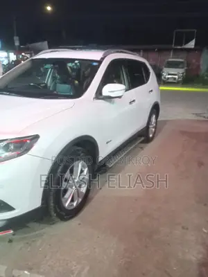 Nissan X-Trail 2.0 Hybrid FWD 2016 Pearl