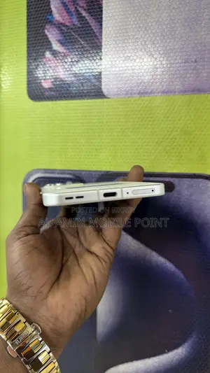 Oppo 512 GB Silver