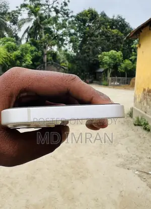 Apple iPhone 13 128 GB White