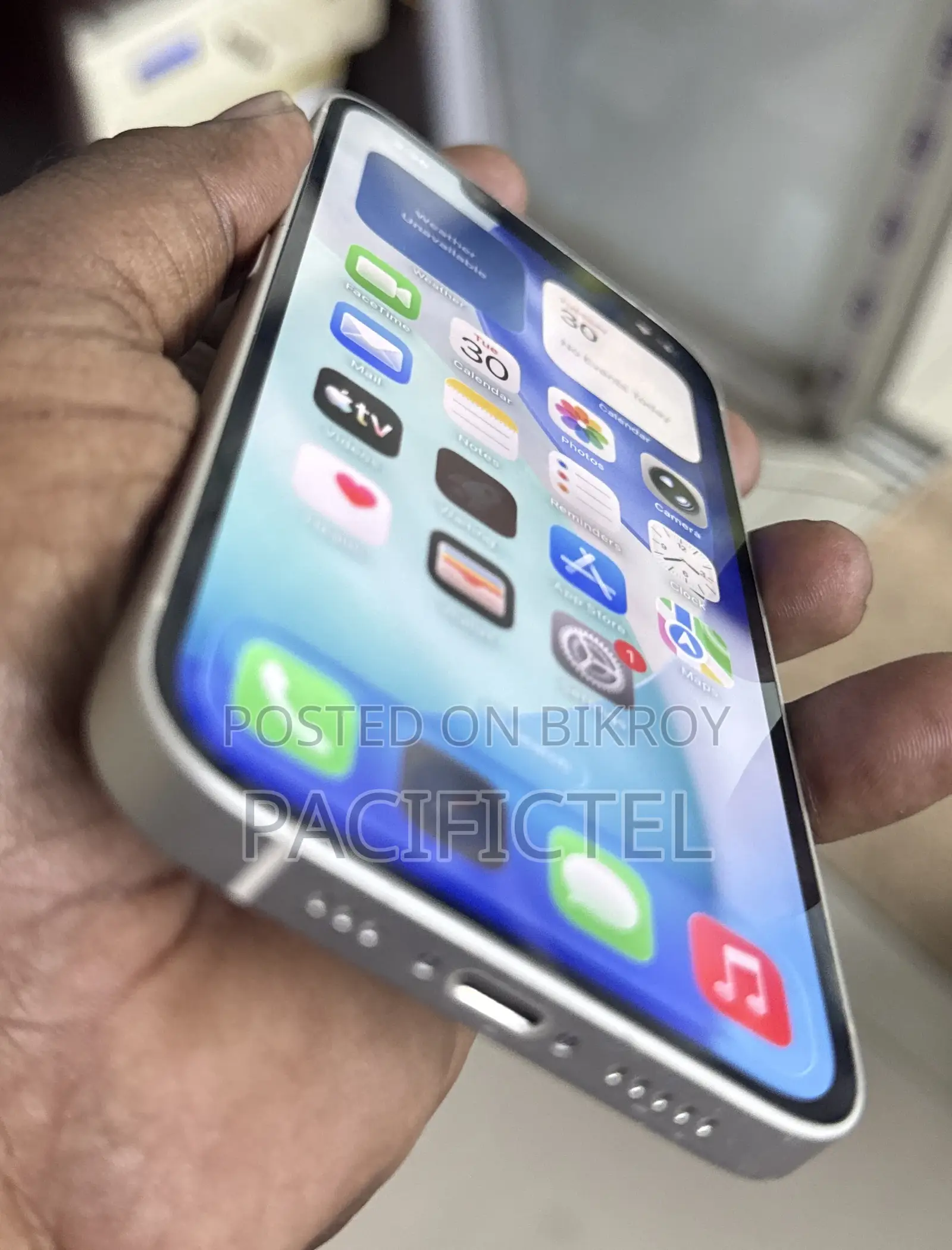 Apple iPhone 13 128 GB