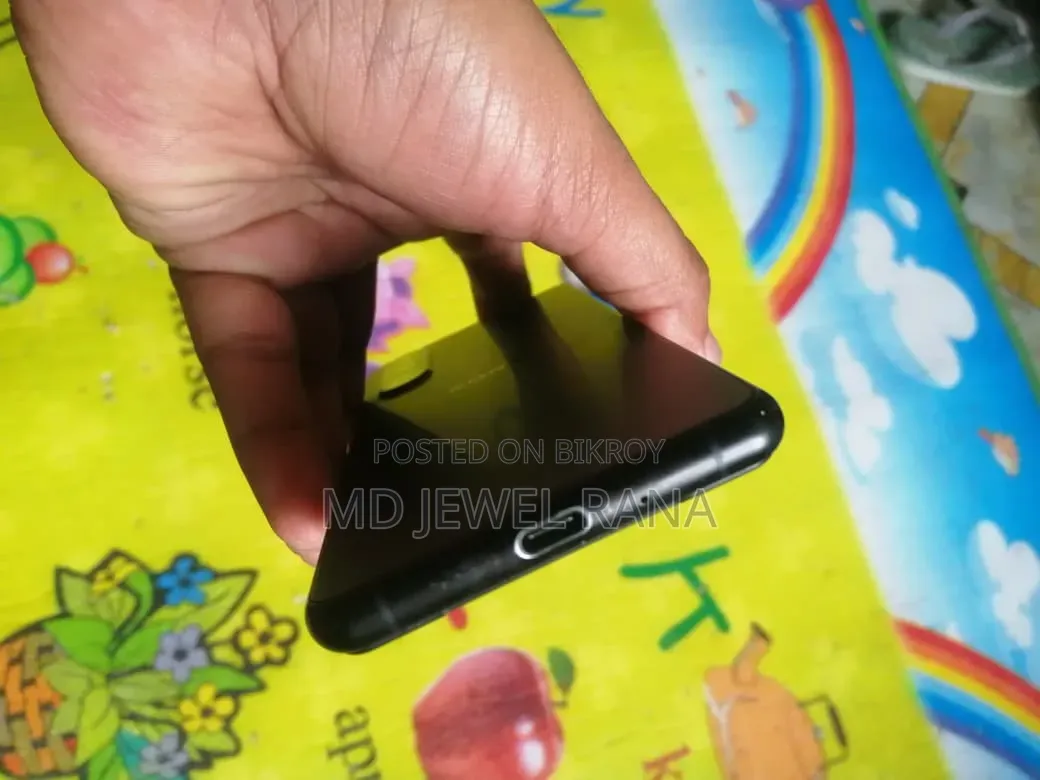 সনি এক্সপেরিয়া ৫ ১২৮ জিবি কালো