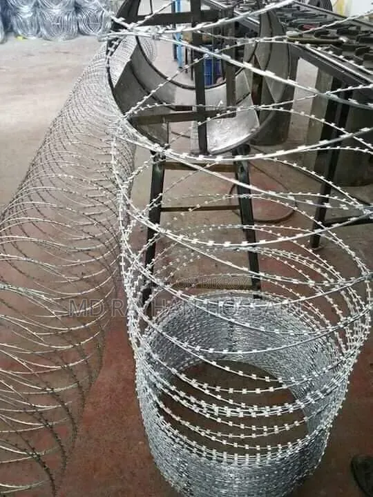 রেজর বার্বড ওয়্যার