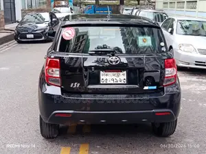 Toyota IST 2008 Black