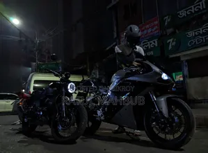 মোটরসাইকেল ২০২০ সিলভার