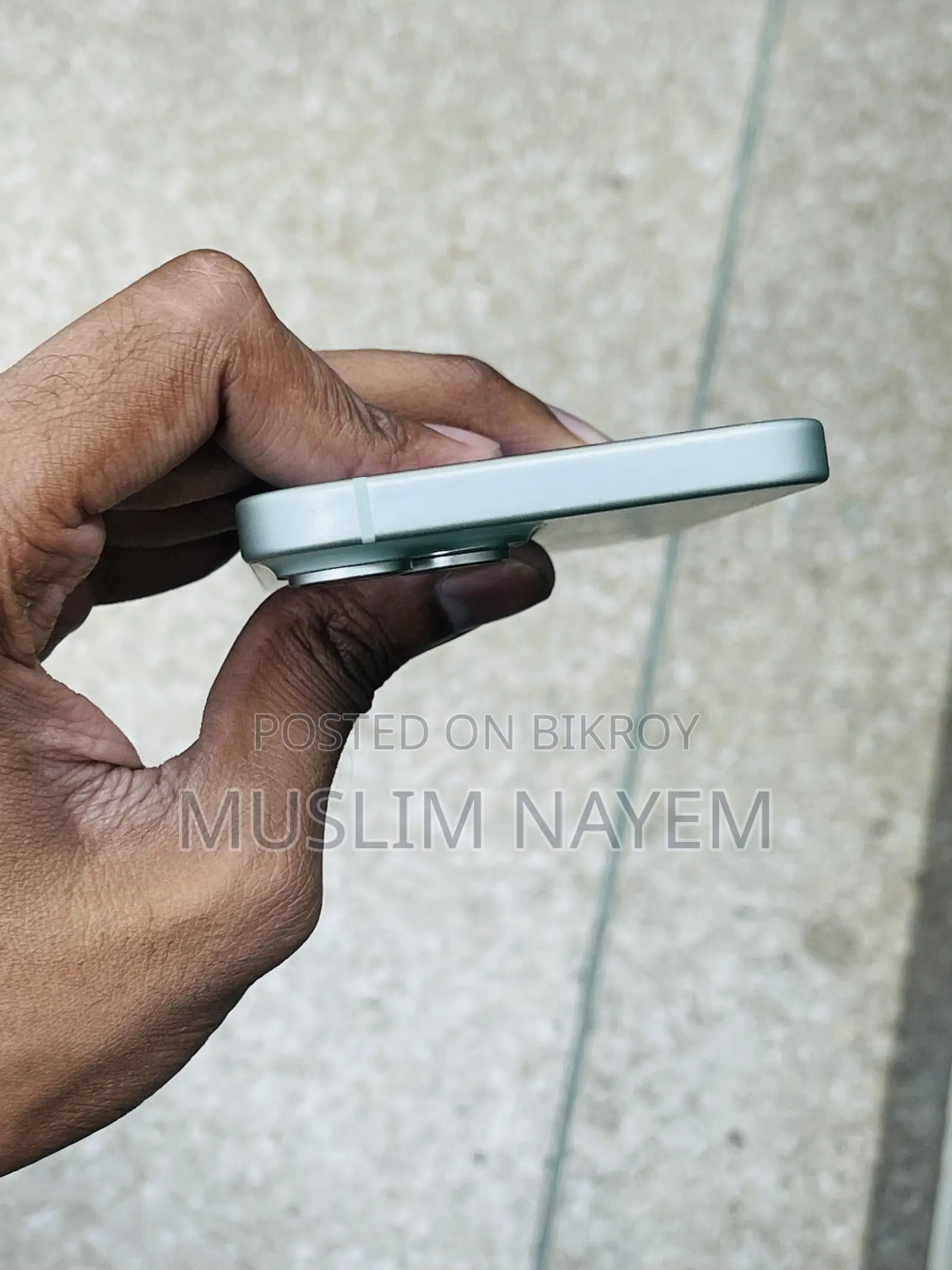 Apple iPhone 15 128 GB Green