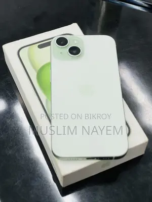 Apple iPhone 15 128 GB Green