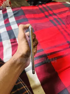 Apple iPhone X 64 GB White