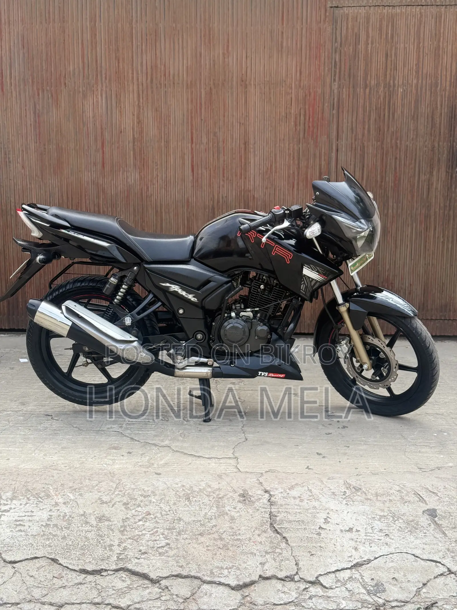 TVS Apache RTR 160 2V 2021 Black