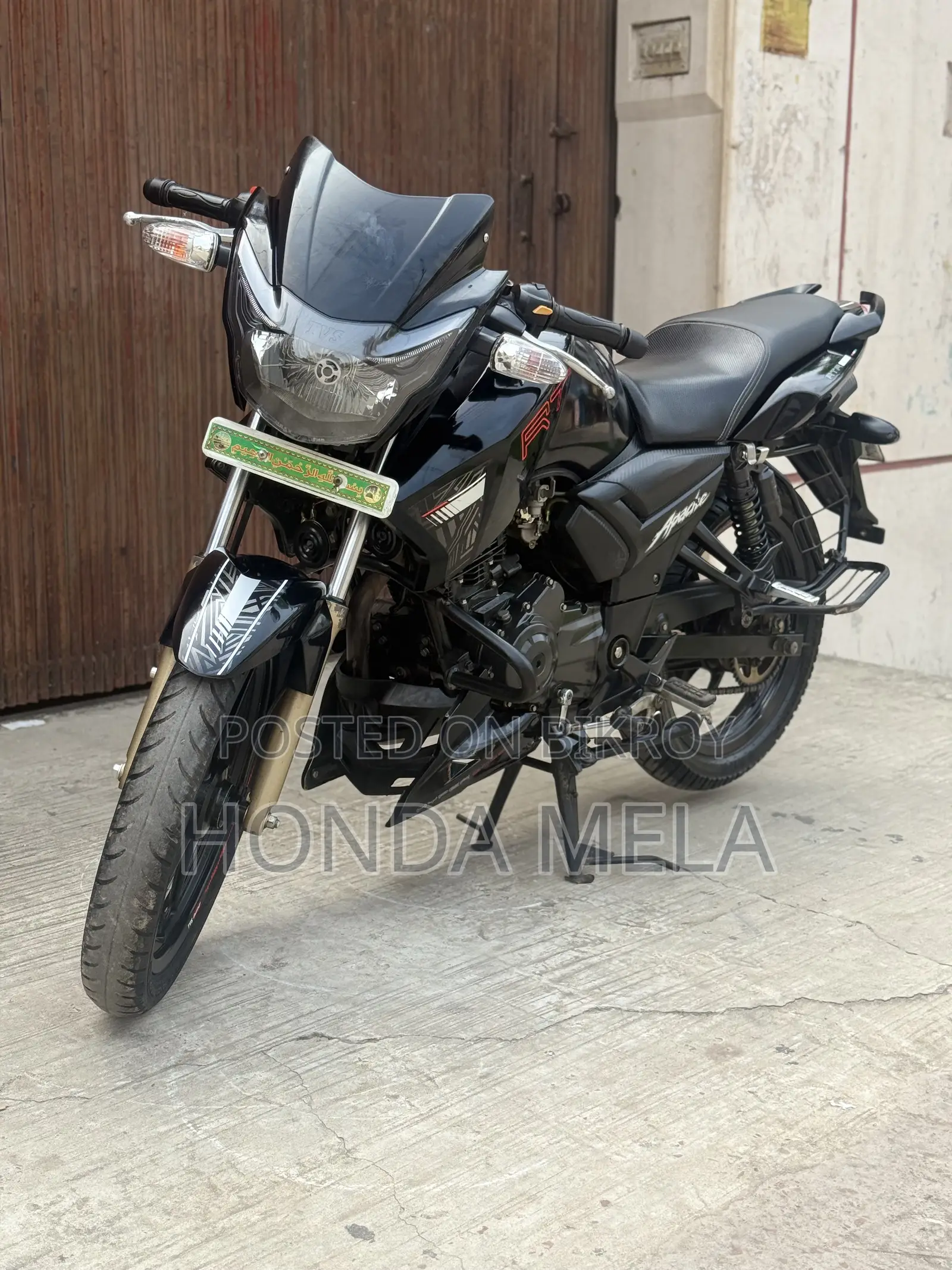 TVS Apache RTR 160 2V 2021 Black