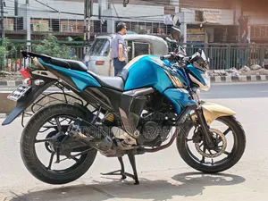 Yamaha FZ 2018 Silver