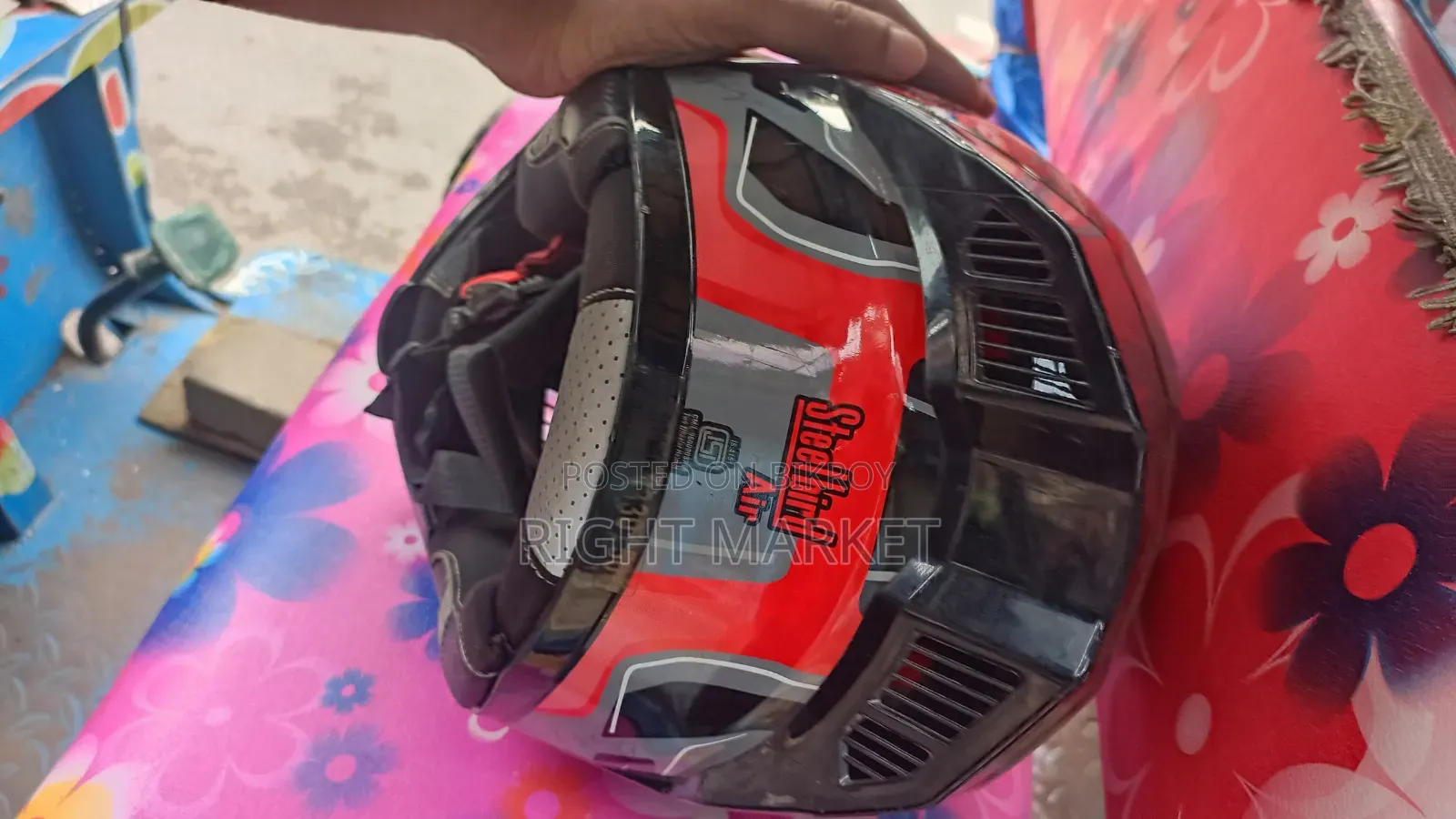 Steelbird 20 Helmet Used