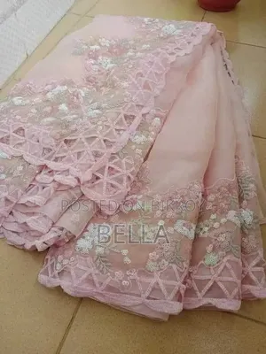 পার্টি শাড়ি