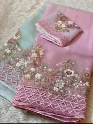 পার্টি শাড়ি