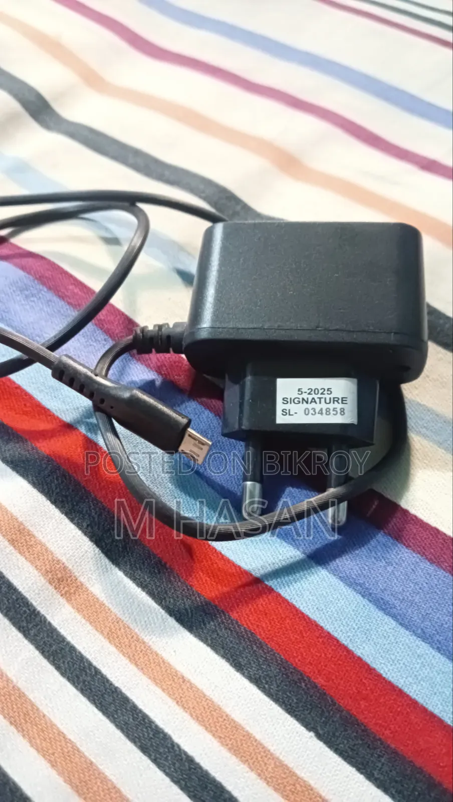 Button Phone Charger