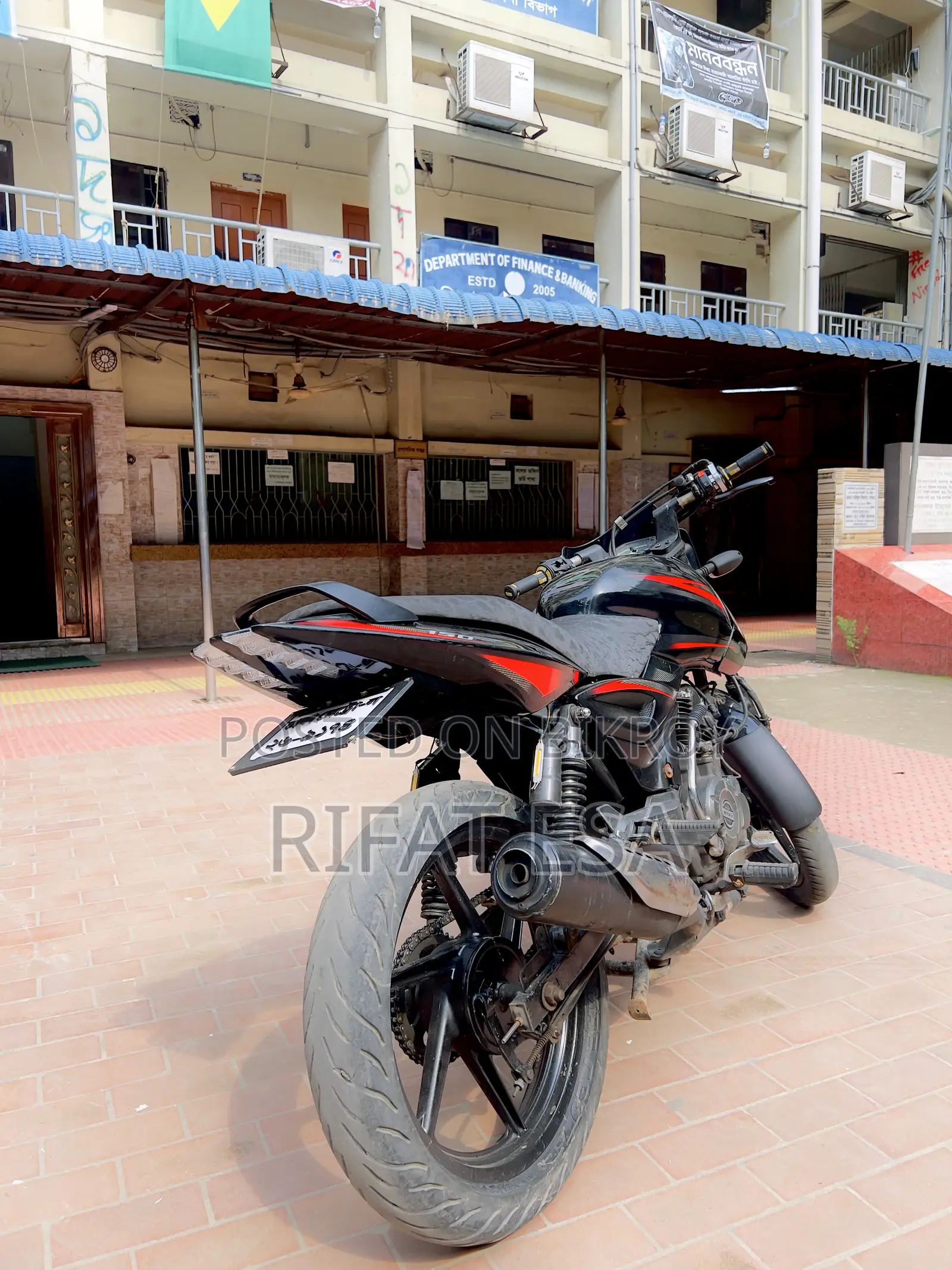 Bajaj Pulsar 150 2015 Black