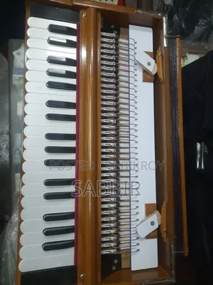 Popular Anjali Banshi Harmonium for sale