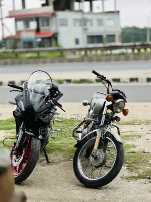 Yamaha 1996 Silver