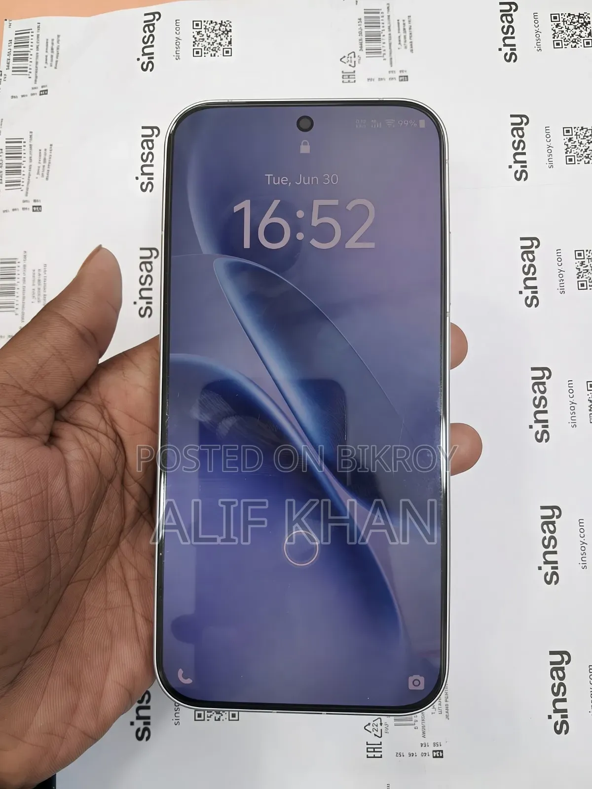 New iQOO 256 GB White