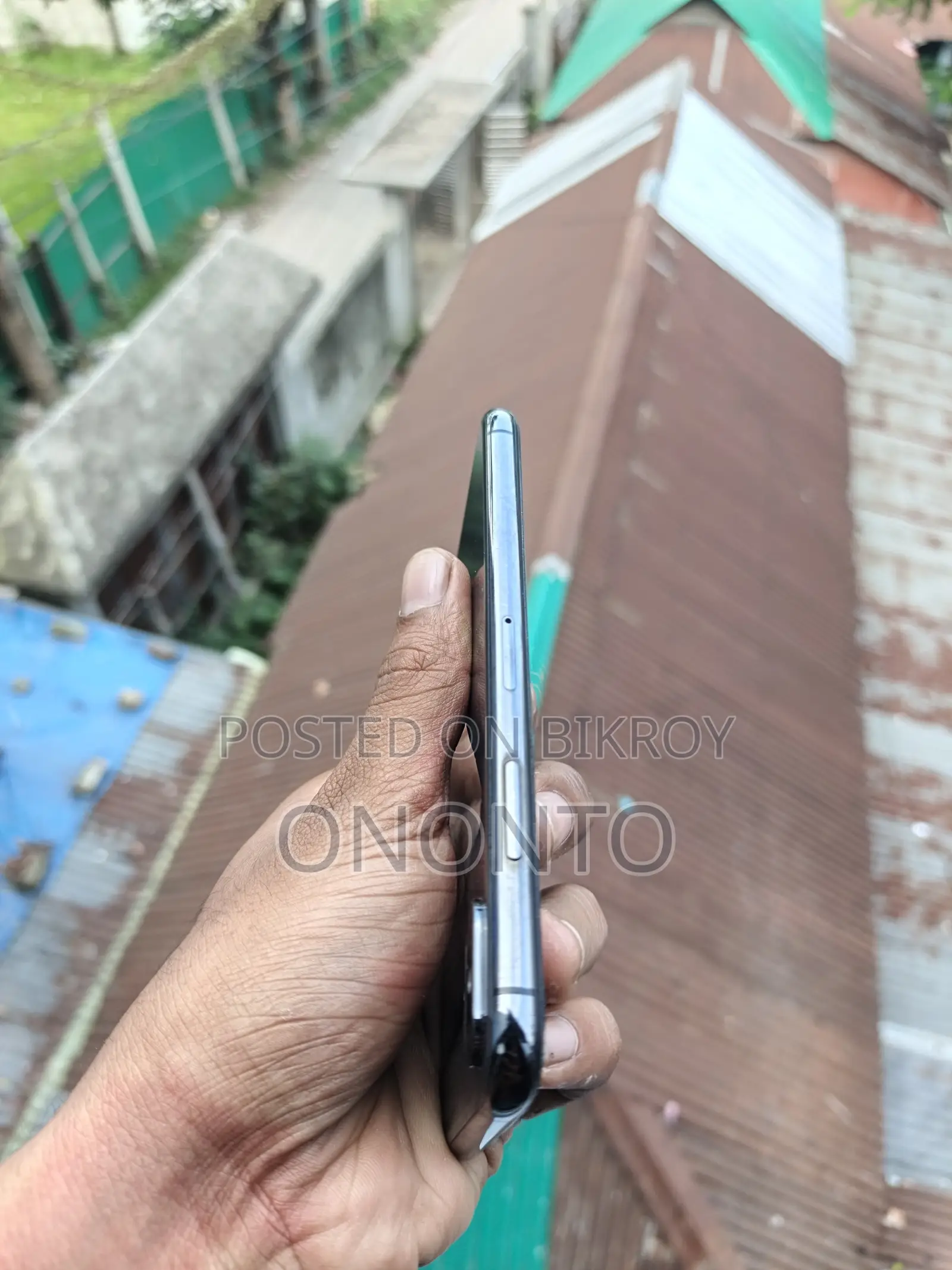 Apple iPhone XS 64 GB Gray