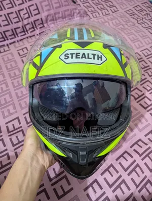 Stealth হেলমেট