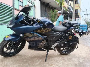 সুজুকি জিক্সার এসএফ ২৫০ ২০২৬ ব্লু