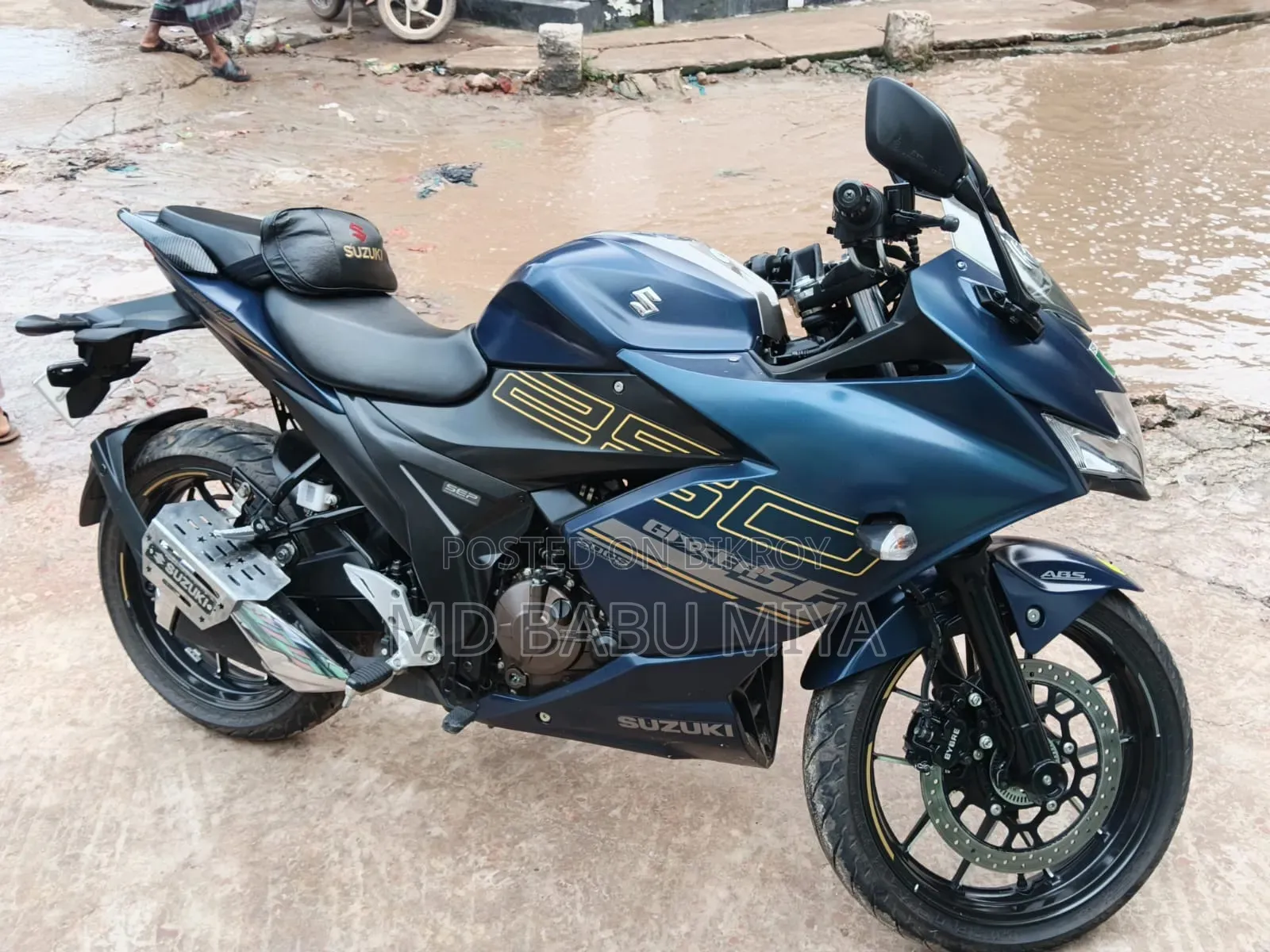 সুজুকি জিক্সার এসএফ ২৫০ ২০২৬ ব্লু