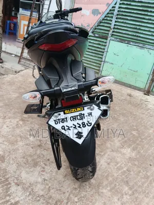 সুজুকি জিক্সার এসএফ ২৫০ ২০২৬ ব্লু