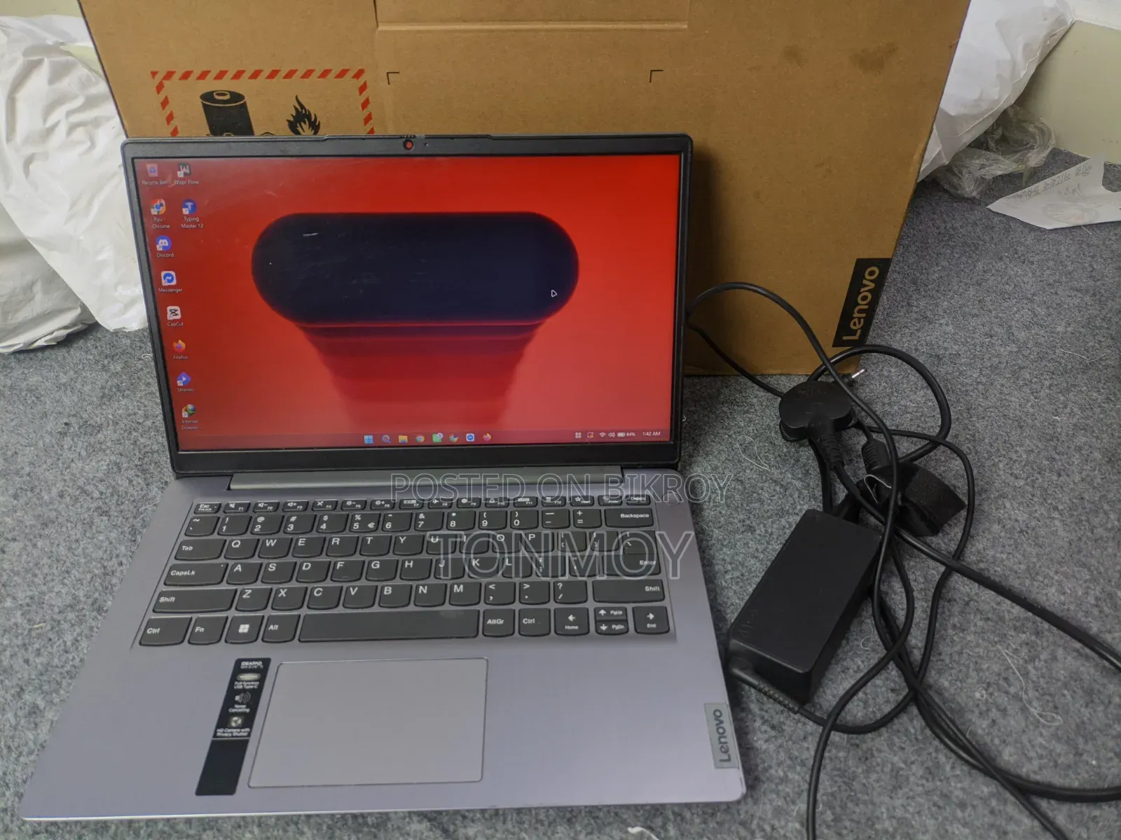New Laptop Lenovo 8GB Intel Core i3 SSD 512GB