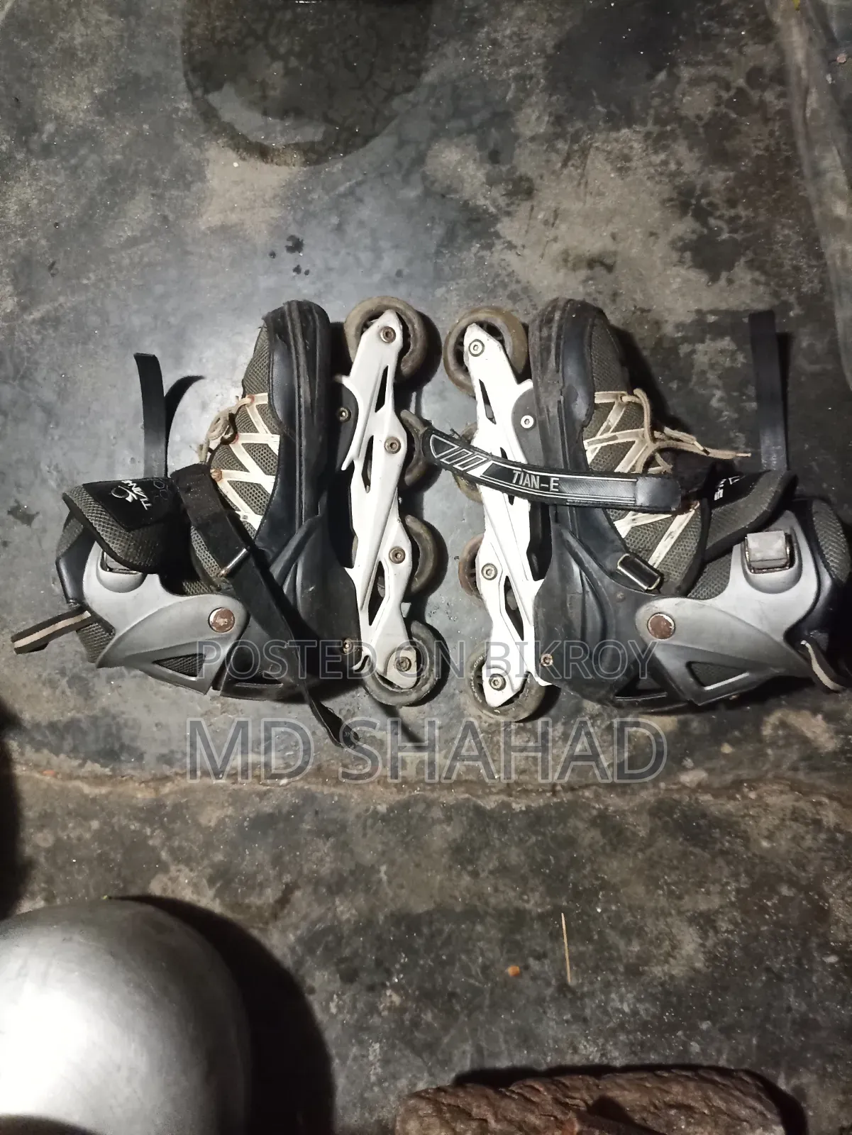 Skating Shoes