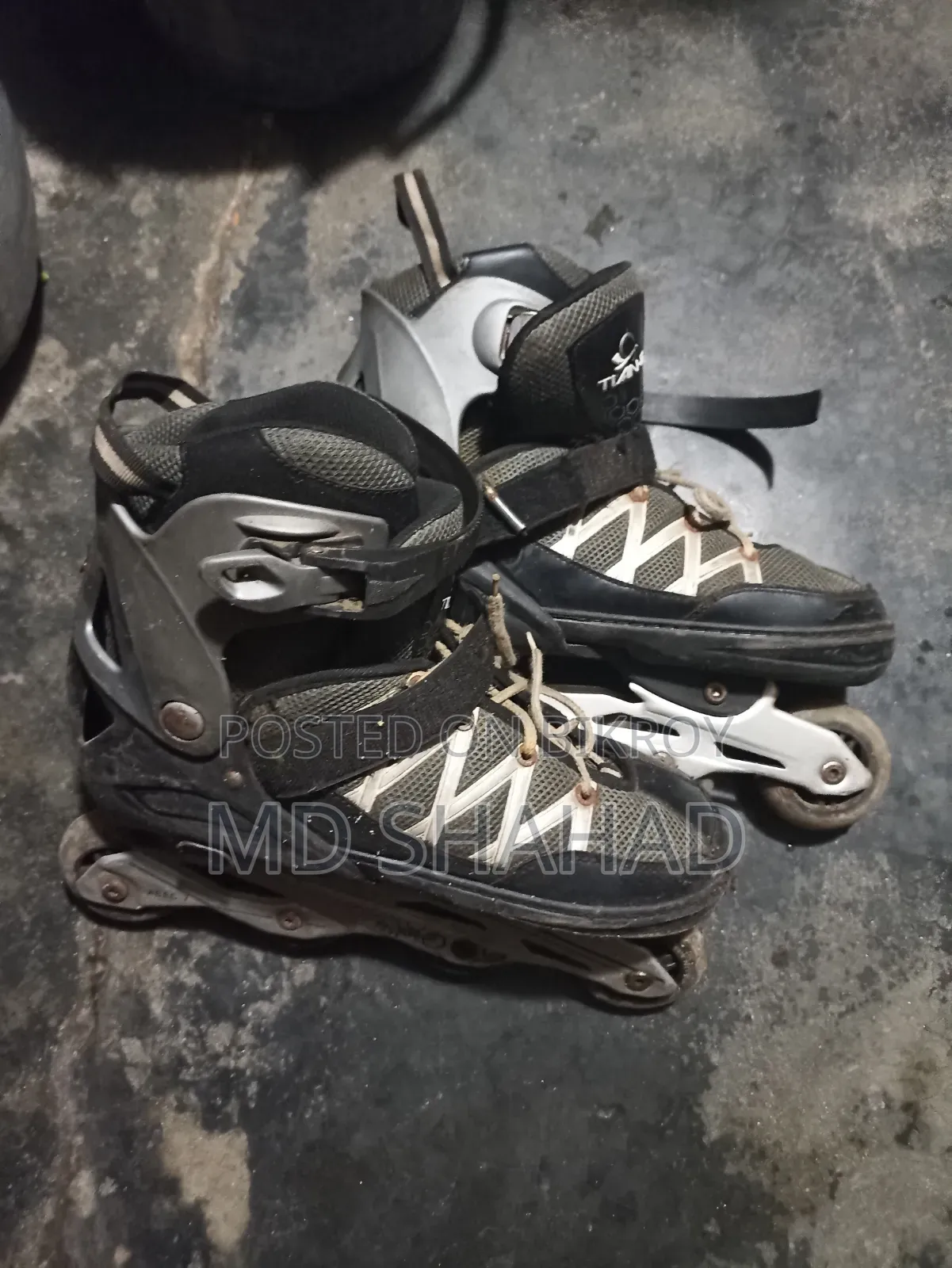 Skating Shoes