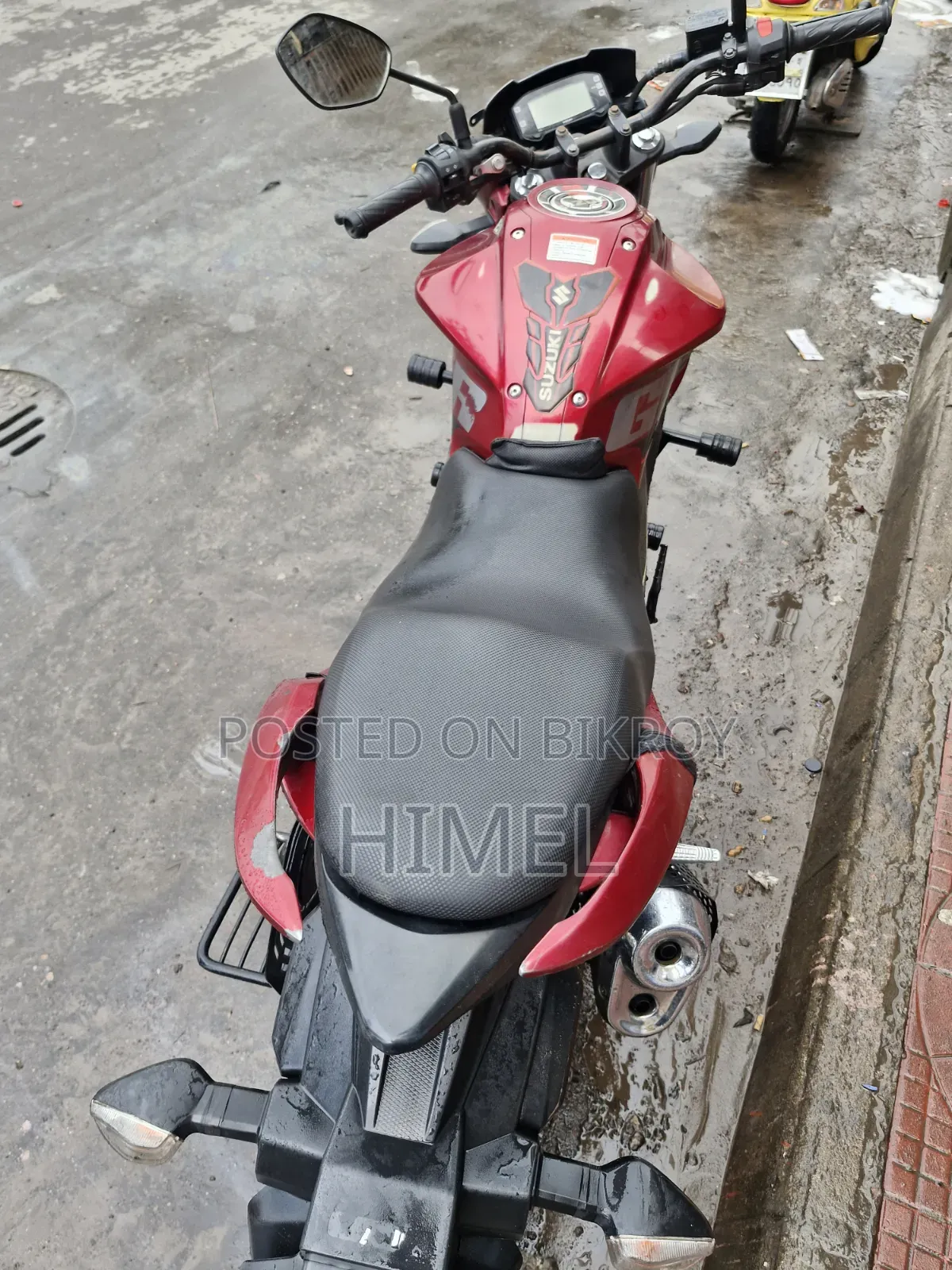 সুজুকি জিক্সার মনোটোন ২০২২ রেড
