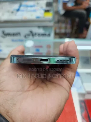 রিয়েলমি ১২+ ২৫৬ জিবি গ্রিন