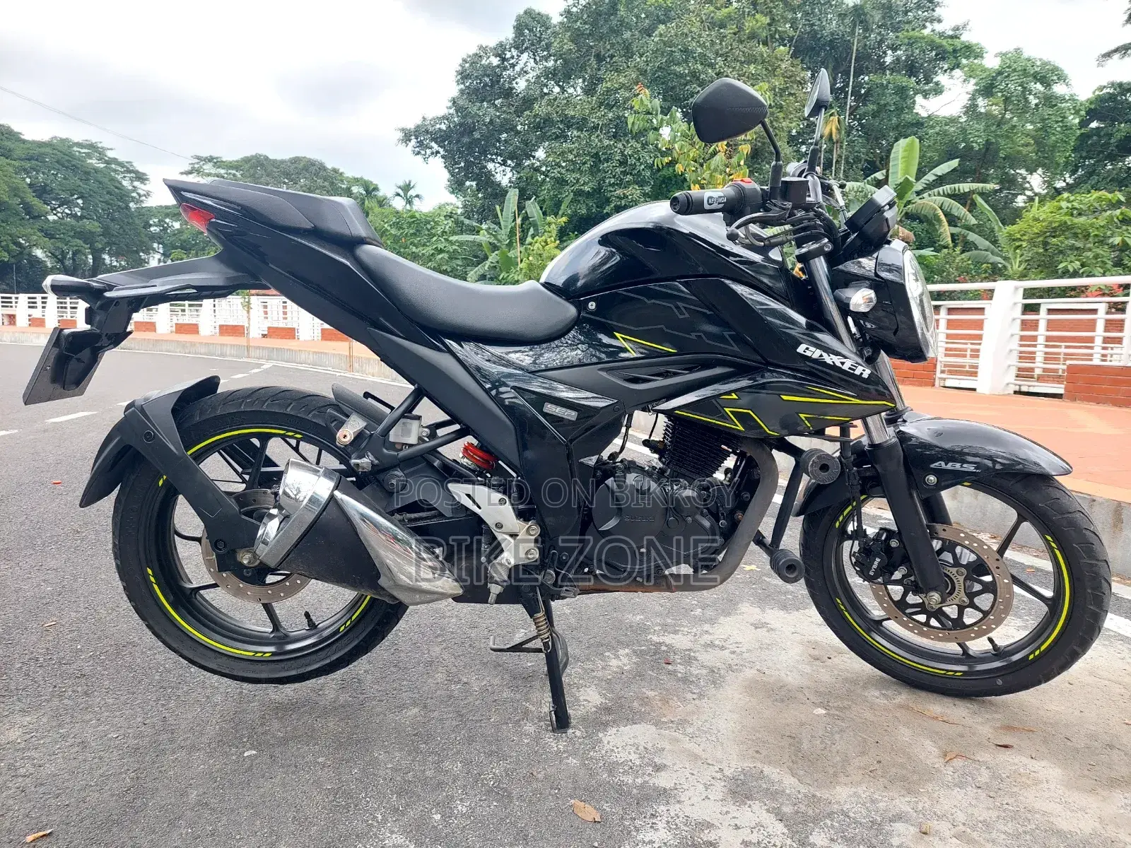 Suzuki Gixxer Fi ABS 2023 Black