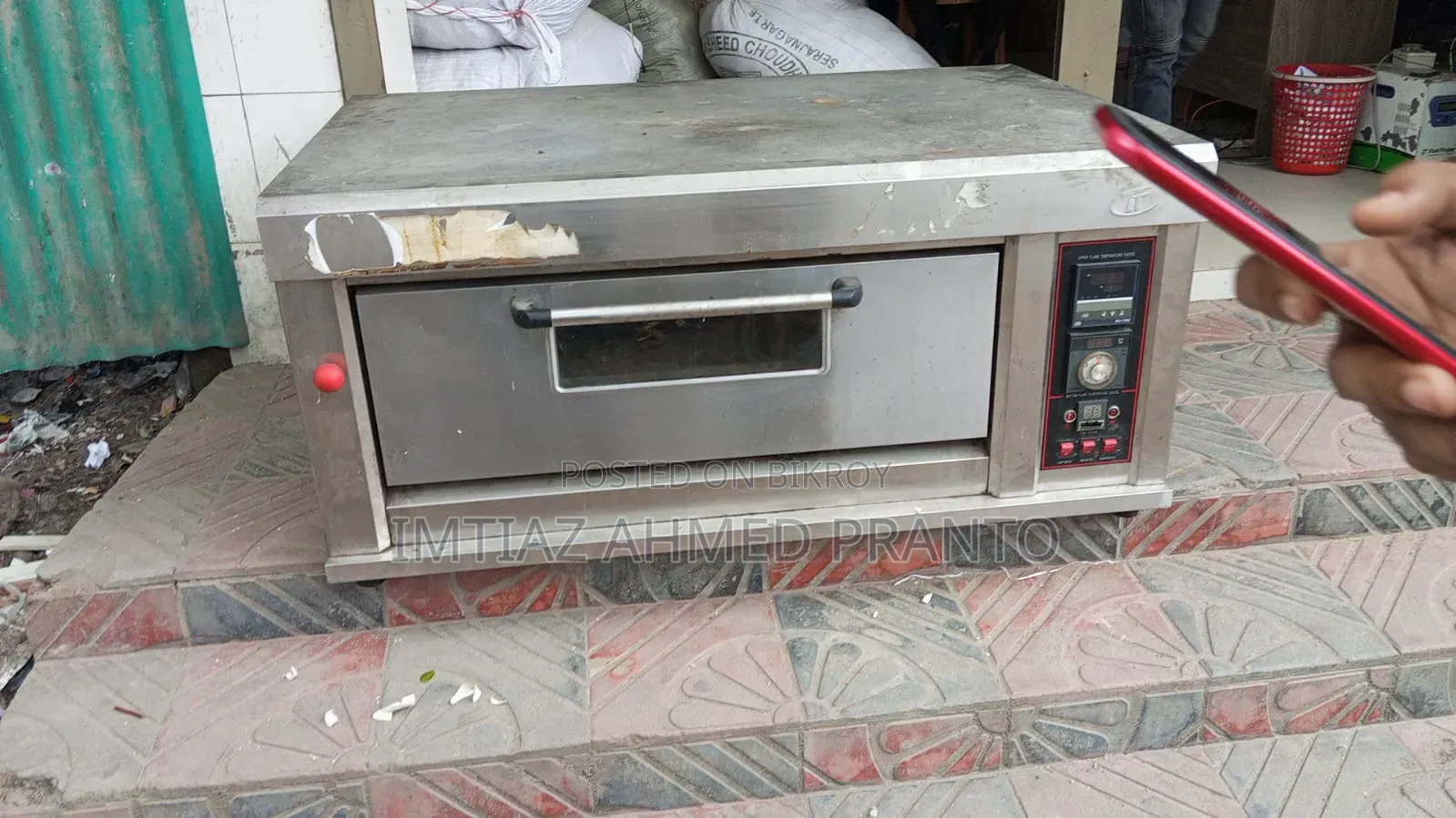 Commercial Pizza Oven