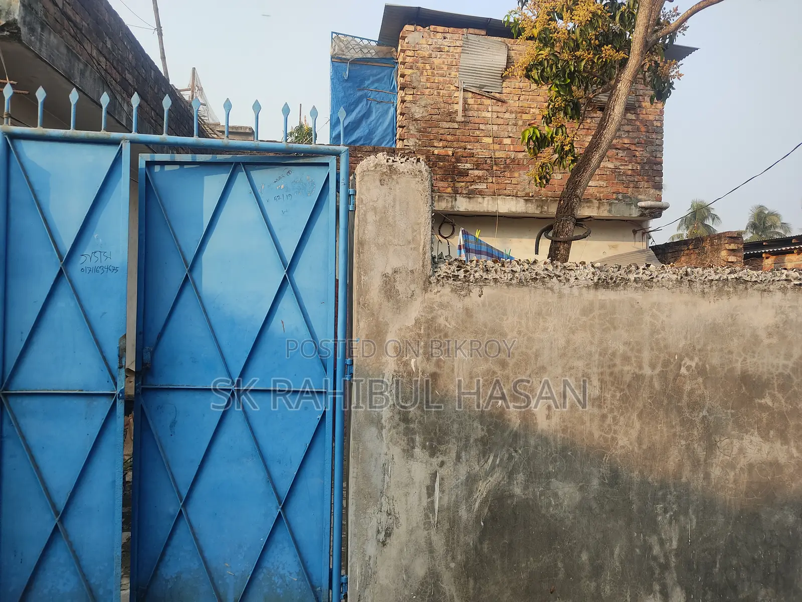 Furnished 3-bedroom House in Khulna Sadar for Sale