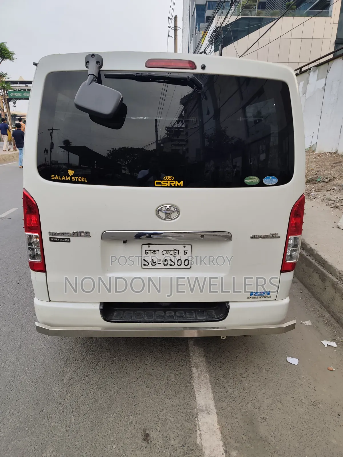 Toyota HiAce 2015 Pearl