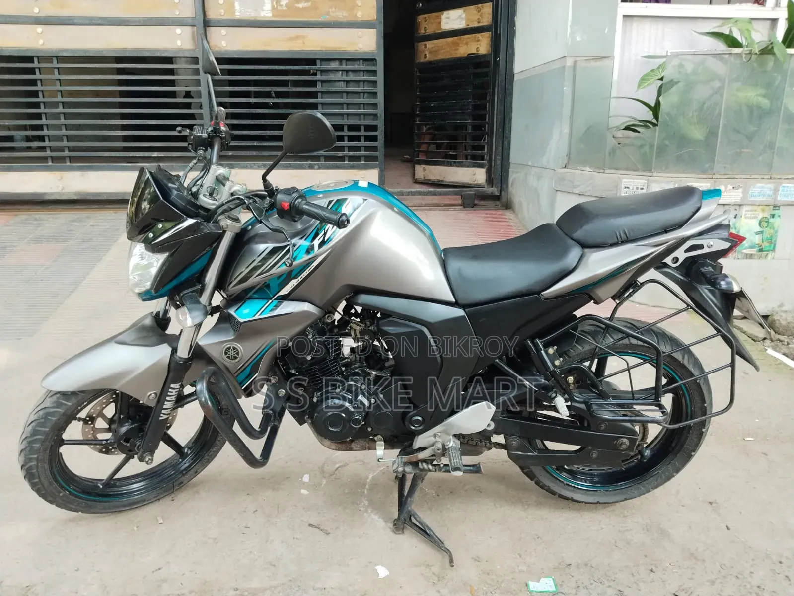 Yamaha FZ 2017 Gray