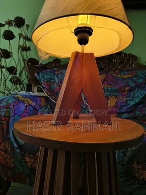 Wood Lamp With Wood Table