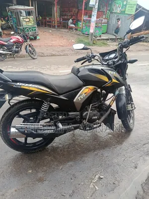 TVS Stryker 125 2020 Yellow