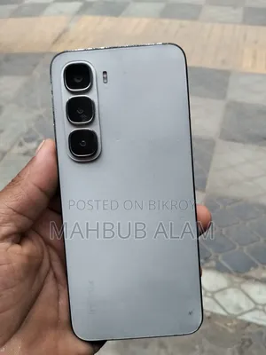 Infinix Hot 60i 128 GB Silver