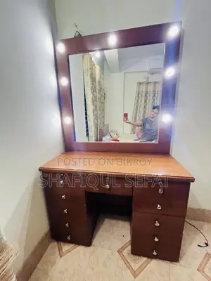 Led Vanity Dressing Table