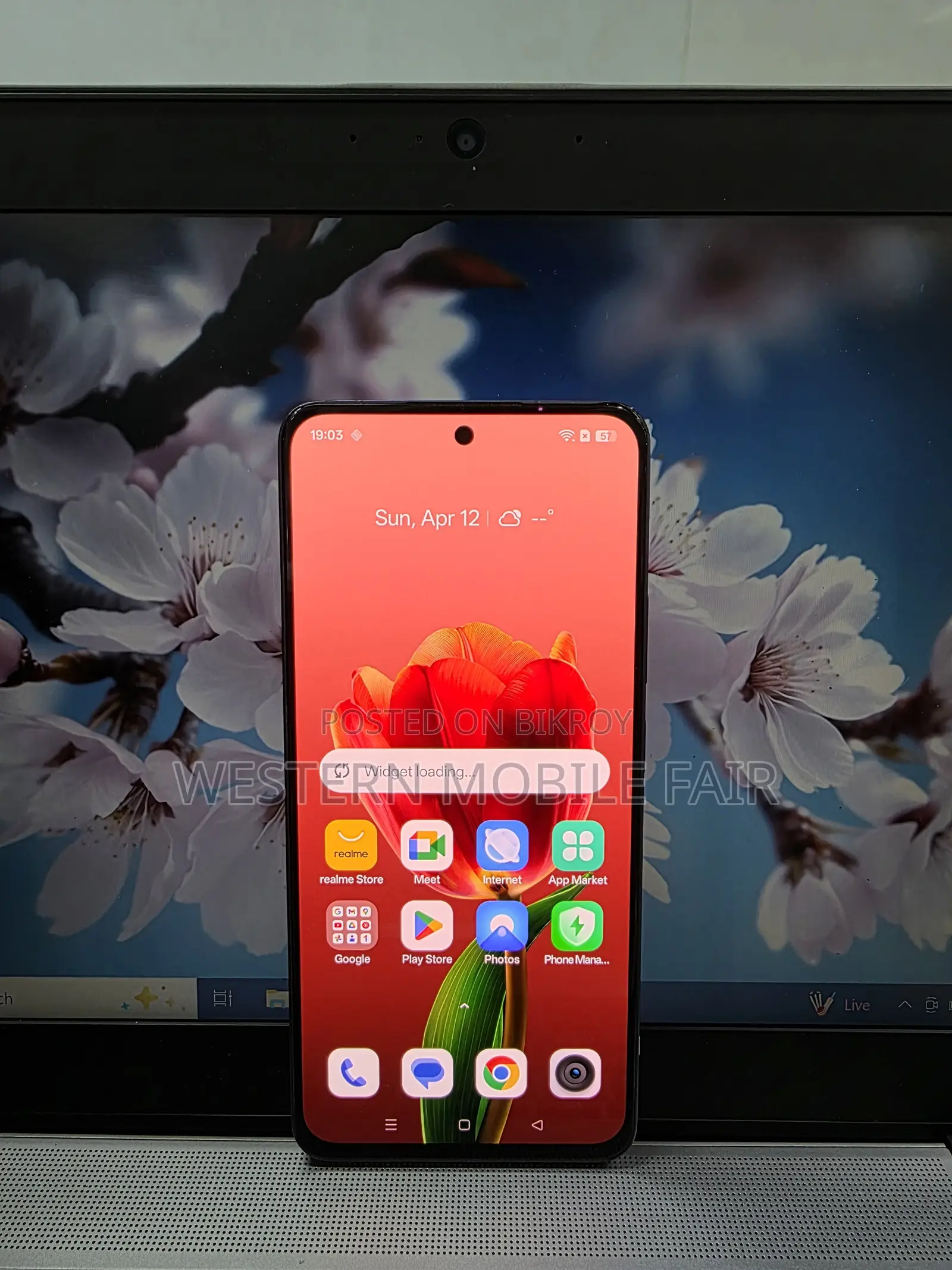 Realme 128 GB Yellow