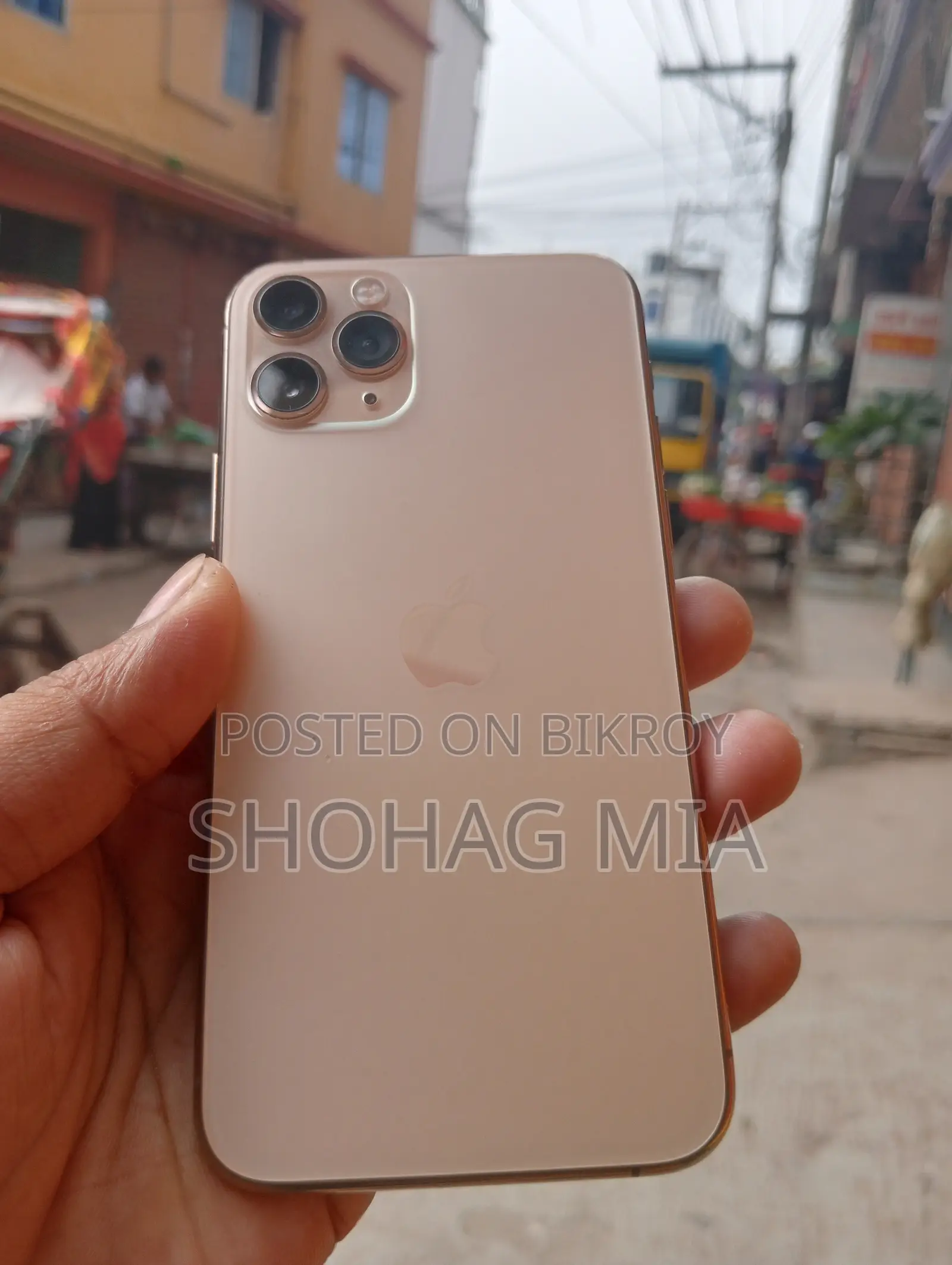 অ্যাপল আইফোন ১১ প্রো ২৫৬ জিবি রোজ গোল্ড