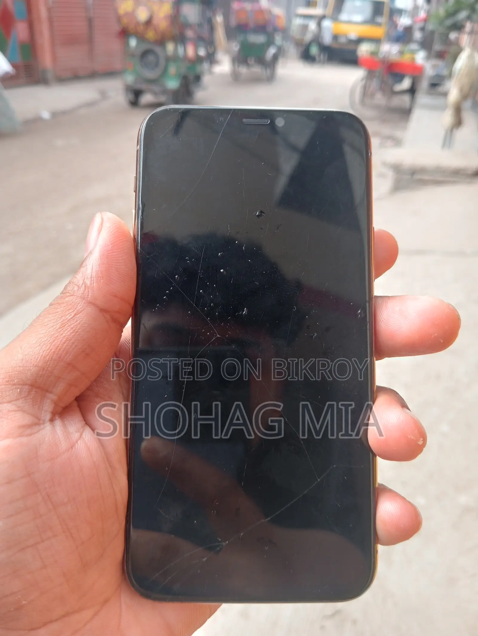 অ্যাপল আইফোন ১১ প্রো ২৫৬ জিবি রোজ গোল্ড