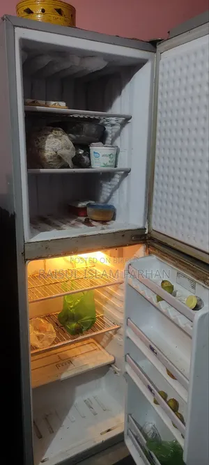 ওয়ালটন বড় ফ্রিজ বিক্রয়(ফ্রেশ কন্ডিশন)