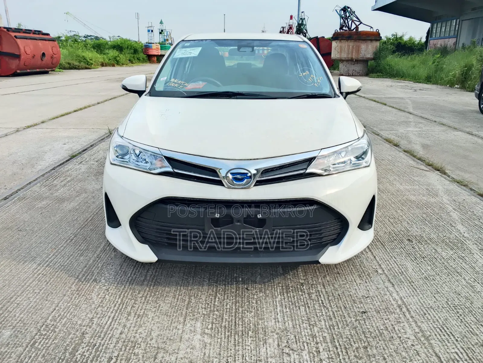 Toyota Axio 2021 White