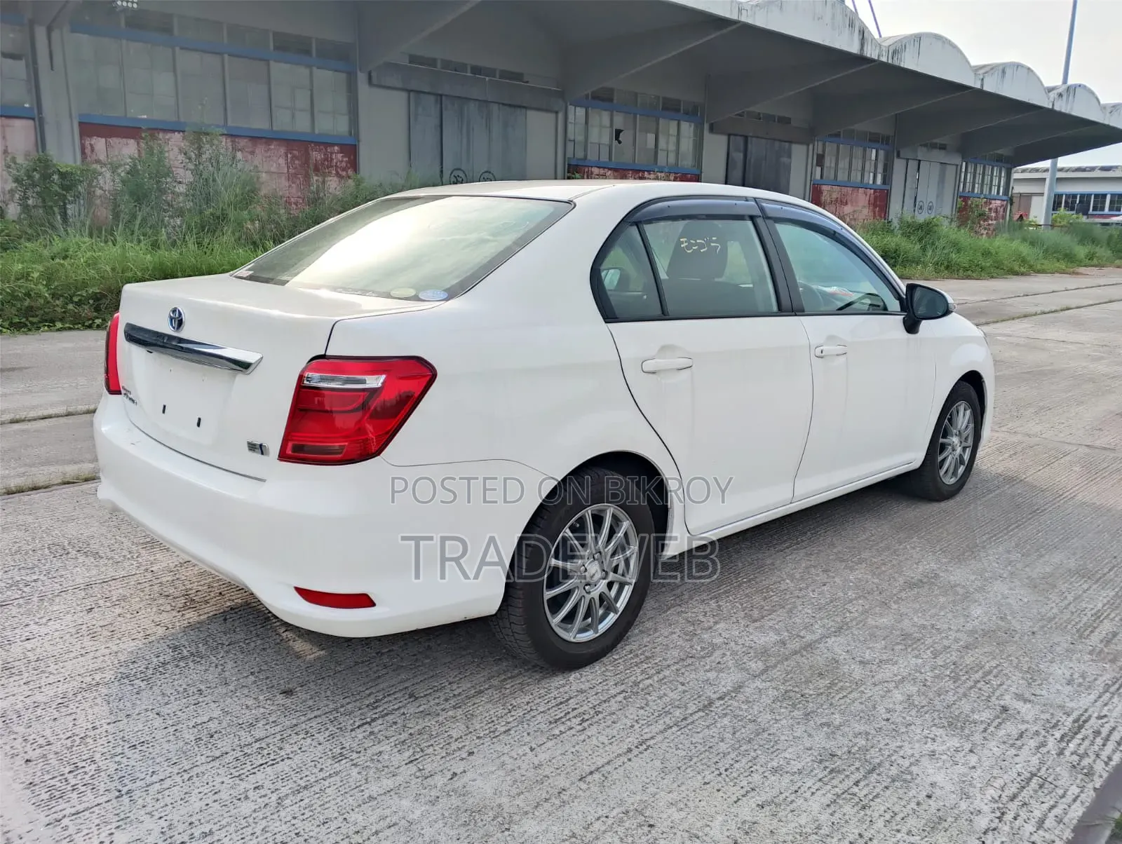 Toyota Axio 2021 White