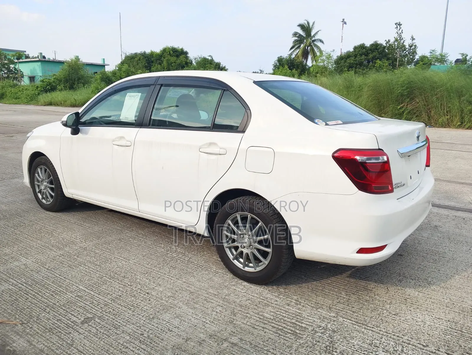 Toyota Axio 2021 White