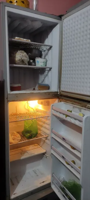 ওয়ালটন বড় ফ্রিজ বিক্রয়(ফ্রেশ কন্ডিশন)