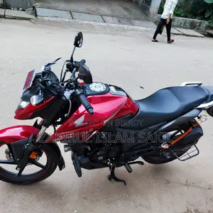 Honda X-Blade 160 2023 Red